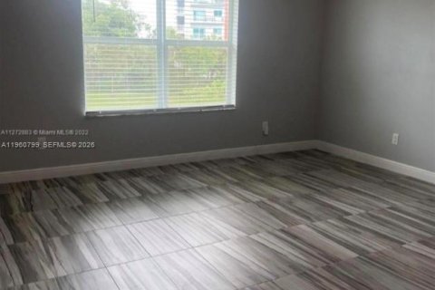 Снять в аренду виллу или дом в Дирфилд-Бич, Флорида 4 спальни, 202.9м2, № 2022014 - фото 10