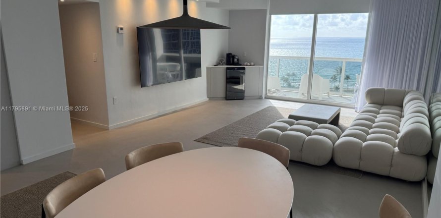 Condo in Bal Harbour, Florida, 2 bedrooms № 1864828