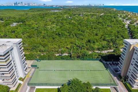 Condominio en venta en Key Biscayne, Florida, 3 dormitorios, 125.42 m2 № 1932973 - foto 15