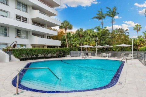 Condominio en venta en Key Biscayne, Florida, 3 dormitorios, 125.42 m2 № 1932973 - foto 17