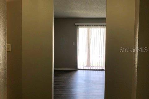 Condo in Altamonte Springs, Florida, 2 bedrooms № 2198602 - photo 3