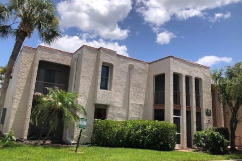 Condo in Altamonte Springs, Florida, 2 bedrooms № 2198602