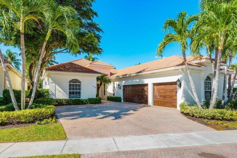 House in Wellington, Florida 4 bedrooms, 281.87 sq.m. № 2158335