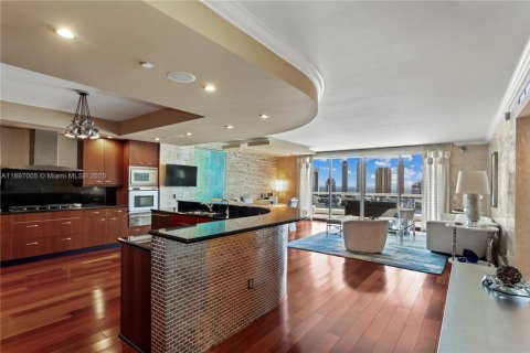 Condo in Aventura, Florida, 3 bedrooms  № 1948705 - photo 5