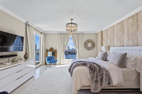 Condo in Aventura, Florida, 3 bedrooms  № 1948705 - photo 18