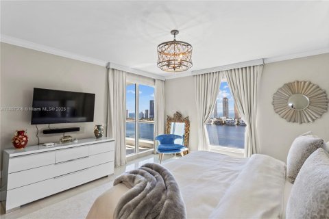 Condo in Aventura, Florida, 3 bedrooms  № 1948705 - photo 21