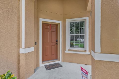 House in Spring Hill, Florida 4 bedrooms, 222.22 sq.m. № 2395853 - photo 5