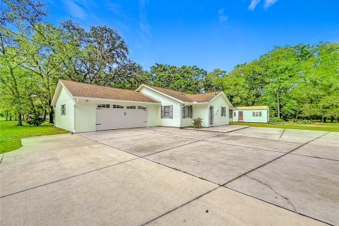 Villa ou maison à Inverness, Floride 3 chambres, 194.54 m2 № 2410690