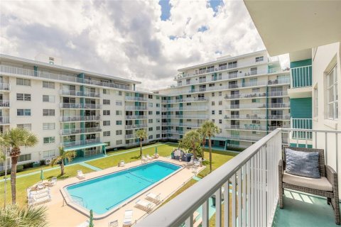 Condominio en venta en Daytona Beach, Florida, 2 dormitorios, 86.31 m2 № 1866727 - foto 16