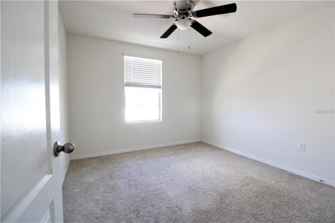 Townhouse in Kissimmee, Florida 3 bedrooms, 150.87 sq.m. № 2201467 - photo 15