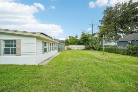 House in Orlando, Florida 4 bedrooms, 251.95 sq.m. № 1900587 - photo 25
