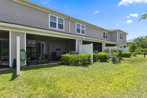 Townhouse in Jacksonville, Florida 3 bedrooms, 154.22 sq.m. № 1810560 - photo 18