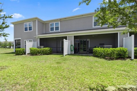 Townhouse in Jacksonville, Florida 3 bedrooms, 154.22 sq.m. № 1810560 - photo 17