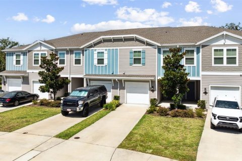 Townhouse in Jacksonville, Florida 3 bedrooms, 154.22 sq.m. № 1810560 - photo 14