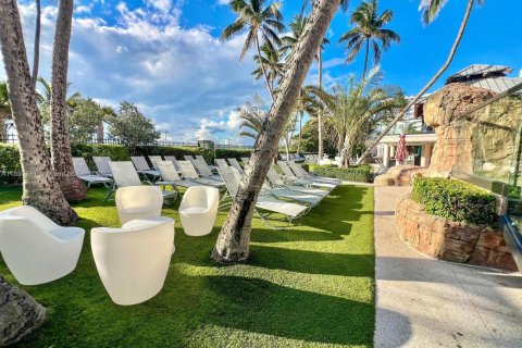 Appartement à louer à Miami Beach, Floride: 2 chambres, 89.19 m2 № 2169829 - photo 14