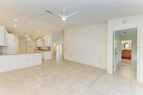 House in Sarasota, Florida 3 bedrooms, 166.85 sq.m. № 1106266 - photo 18