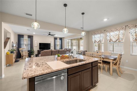 Casa en venta en Ocala, Florida, 5 dormitorios, 378.11 m2 № 1886668 - foto 24