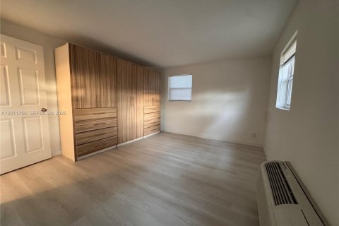 Apartamento en alquiler en Hollywood, Florida, 2 dormitorios, 92.9 m2 № 2075010 - foto 16