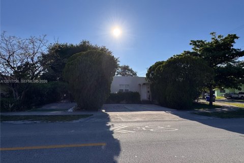Apartamento en Hollywood, Florida 2 dormitorios, 92.9 m2 № 2075010