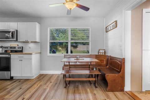 Casa en venta en Lady Lake, Florida, 4 dormitorios, 120.77 m2 № 1913509 - foto 8