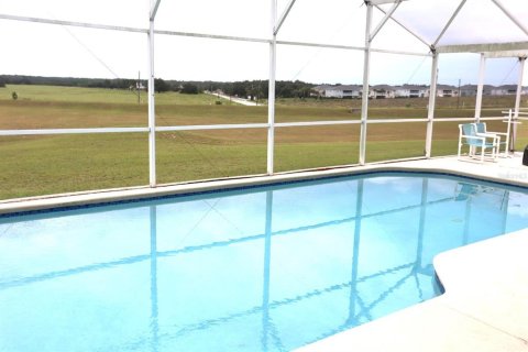 House in Davenport, Florida 4 bedrooms, 208.75 sq.m. № 1906227 - photo 25