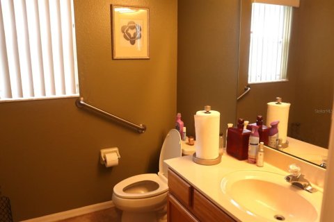 House in Davenport, Florida 4 bedrooms, 208.75 sq.m. № 1906227 - photo 17