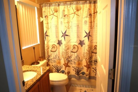 House in Davenport, Florida 4 bedrooms, 208.75 sq.m. № 1906227 - photo 23