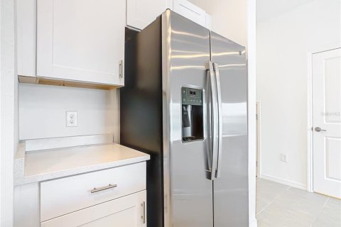 Townhouse in Kissimmee, Florida 3 bedrooms, 126.81 sq.m. № 2198544 - photo 8