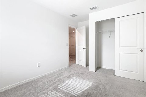 Townhouse in Kissimmee, Florida 3 bedrooms, 126.81 sq.m. № 2198544 - photo 25