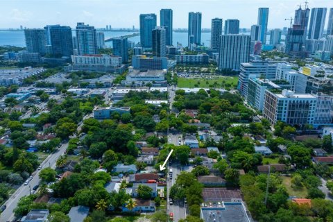 Terreno en venta en Miami, Florida № 1920841 - foto 7