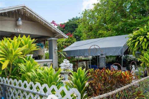 Terreno en venta en Miami, Florida № 1920841 - foto 18