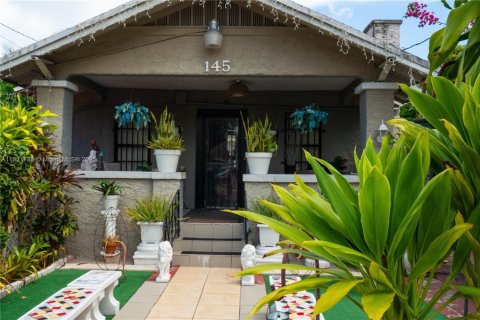 Terreno en venta en Miami, Florida № 1920841 - foto 17