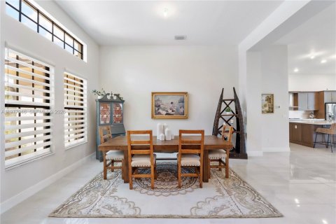 Купить виллу или дом в Паркленд, Флорида 4 спальни, 390.47м2, № 2043395 - фото 7
