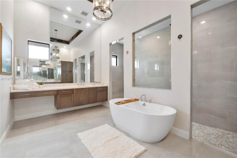 Купить виллу или дом в Паркленд, Флорида 4 спальни, 390.47м2, № 2043395 - фото 25