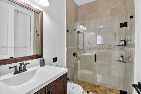 Villa ou maison à vendre à Miami, Floride: 5 chambres, 313.17 m2 № 2054355 - photo 21