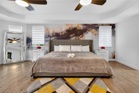 Villa ou maison à vendre à Miami, Floride: 5 chambres, 313.17 m2 № 2054355 - photo 29