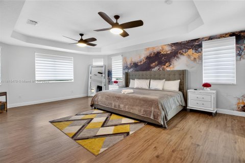 Villa ou maison à vendre à Miami, Floride: 5 chambres, 313.17 m2 № 2054355 - photo 27