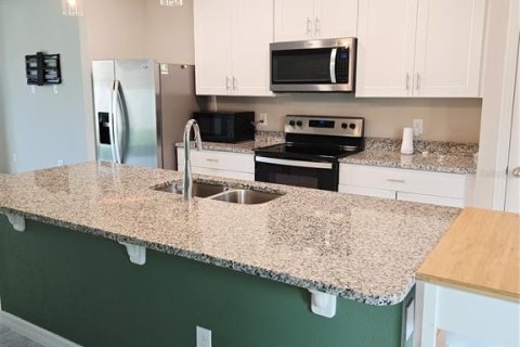 House in Davenport, Florida 3 bedrooms, 137.87 sq.m. № 1792021 - photo 5