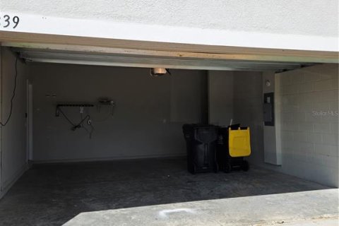 House in Davenport, Florida 3 bedrooms, 137.87 sq.m. № 1792021 - photo 21
