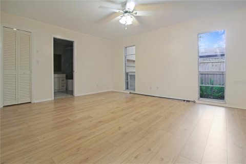 House in Port Orange, Florida 3 bedrooms, 226.87 sq.m. № 1679596 - photo 29