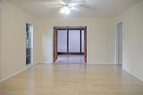 House in Port Orange, Florida 3 bedrooms, 226.87 sq.m. № 1679596 - photo 27