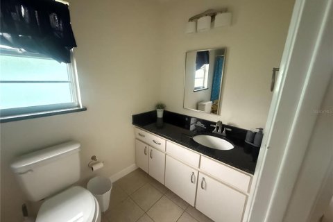 Casa en alquiler en Kissimmee, Florida, 2 dormitorios, 123.56 m2 № 1912919 - foto 12