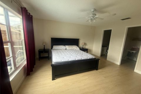 Casa en alquiler en Kissimmee, Florida, 2 dormitorios, 123.56 m2 № 1912919 - foto 7