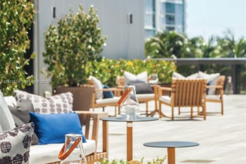 Copropriété à vendre à Miami, Floride: 1 chambre, 63.08 m2 № 1982976 - photo 25