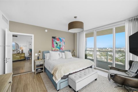 Condo in Miami Beach, Florida, 2 bedrooms  № 2053097 - photo 11