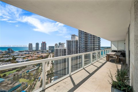 Condo in Miami Beach, Florida, 2 bedrooms  № 2053097 - photo 5