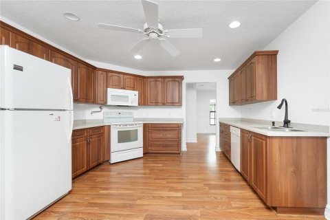 House in Punta Gorda, Florida 3 bedrooms, 168.62 sq.m. № 1839069 - photo 13