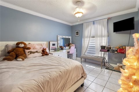 Casa en venta en Miami, Florida, 3 dormitorios, 154.59 m2 № 1806304 - foto 14