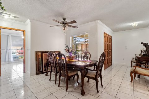 Casa en venta en Miami, Florida, 3 dormitorios, 154.59 m2 № 1806304 - foto 7