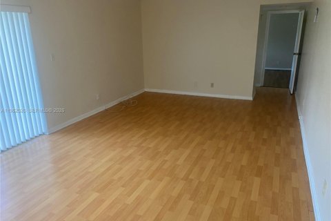 Copropriété à louer à Margate, Floride: 1 chambre, 68.56 m2 № 2024704 - photo 7